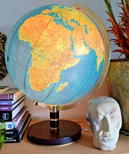 Beleuchteten vintage globus - beleuchteten,