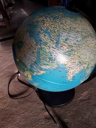 Beleuchteter globus 30 cm - beleuchteter,